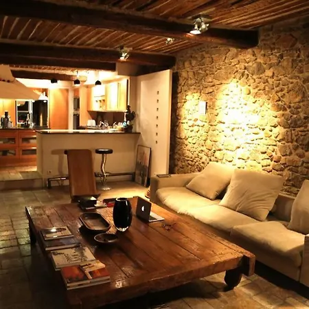 Apartment Triplex 150m2 Coeur Vieille